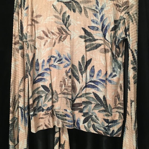 NWT Democracy thermal tropical top XL - Picture 12 of 13